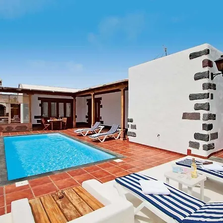 Buenlugar Villa